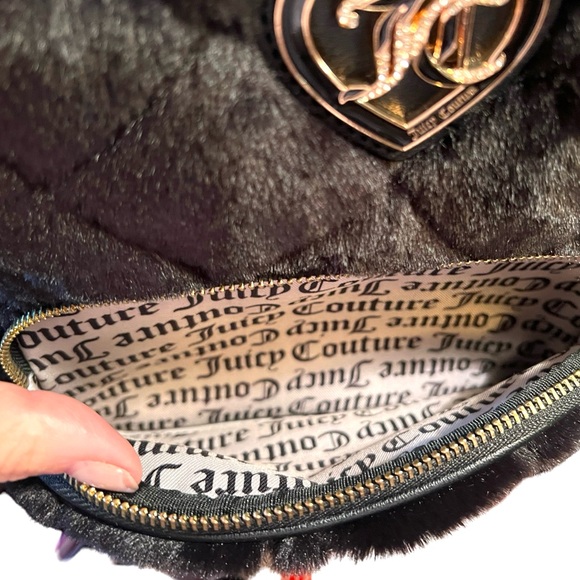 Juicy Couture NWT Black “ Let's Get Cozy” Fur Backpack Heart Pom Pom Keychain - Picture 8 of 11